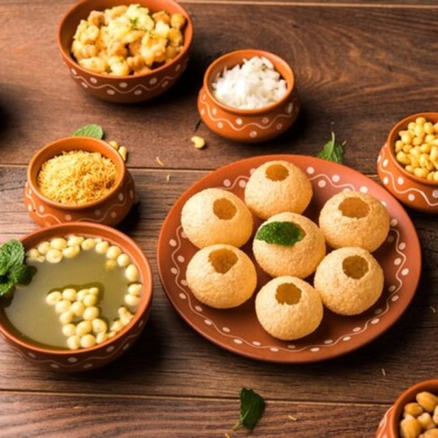 Panni Puri.